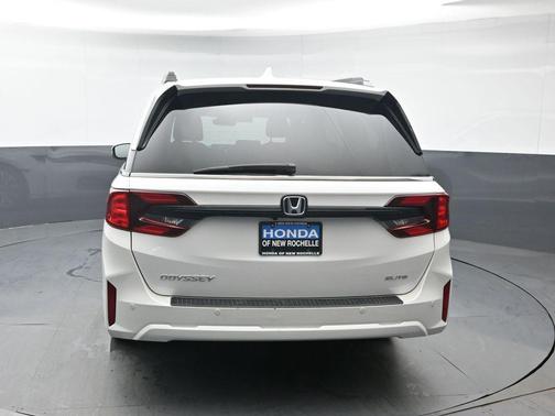 Platinum White Pearl 2025 Honda Odyssey Elite