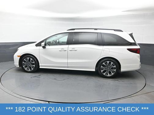 Platinum White Pearl 2025 Honda Odyssey Elite