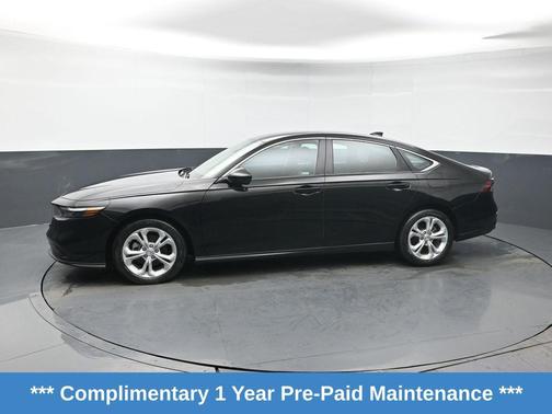 Crystal Black Pearl 2024 Honda Accord LX 1.5T