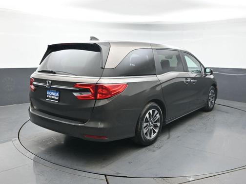 Modern Steel Metallic 2022 Honda Odyssey EX-L