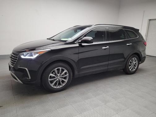 2017 Hyundai SANTA FE SE