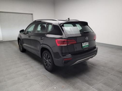 Deep Black Pearl 2022 Volkswagen Taos 1.5T S