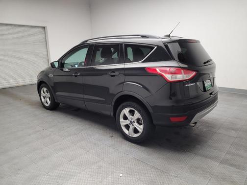 Ruby Red Metallic Tinted Clearcoat 2015 Ford Escape SE