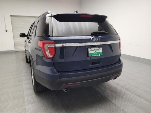 2016 Ford Explorer Base