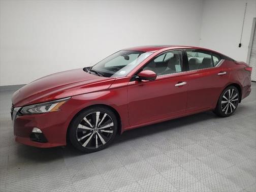 2020 Nissan Altima Platinum FWD