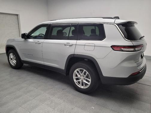 2022 Jeep Grand Cherokee L Laredo