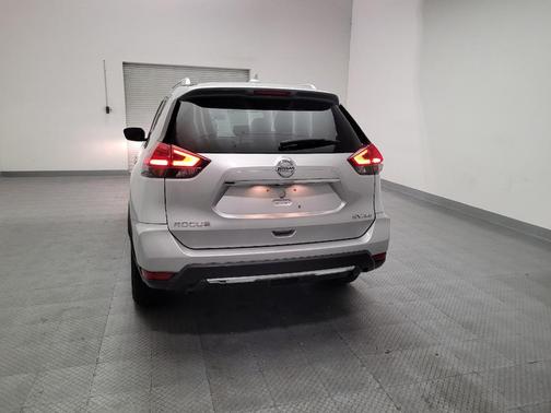 Brilliant Silver 2017 Nissan Rogue SV