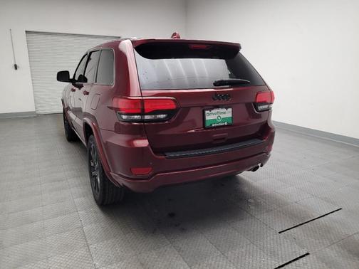 Velvet Red Pearlcoat 2018 Jeep Grand Cherokee Altitude