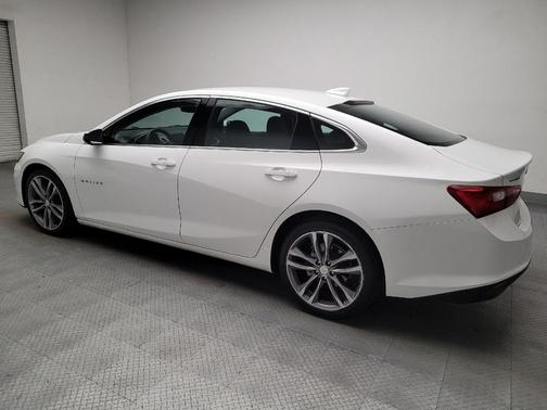 Summit White 2023 Chevrolet Malibu FWD 1LT