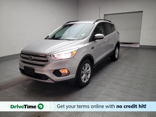 Ingot Silver Metallic 2018 Ford Escape SE