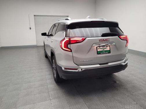 Quicksilver Metallic 2020 GMC Terrain SLT