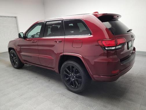 Velvet Red Pearlcoat 2021 Jeep Grand Cherokee Laredo
