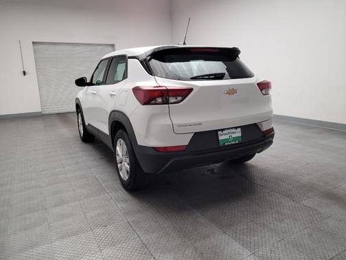 Summit White 2023 Chevrolet Trailblazer LS