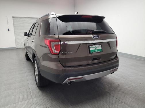 Brown 2016 Ford Explorer Limited