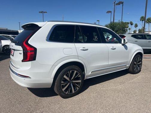 Crystal White 2026 Volvo XC90 B6 Core