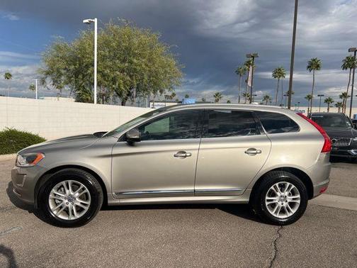 2015 Volvo XC60 T5 Platinum