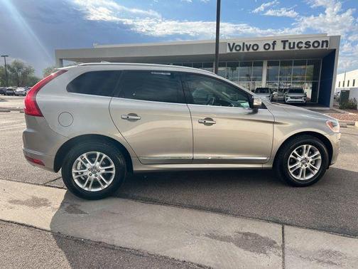 2015 Volvo XC60 T5 Platinum