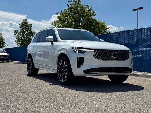 2026 Volvo XC90 B5 Ultra 6-Seater