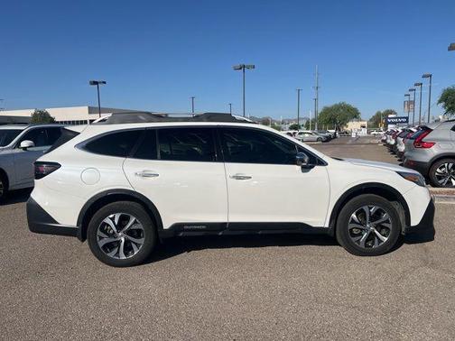 Crystal White Pearl 2021 Subaru Outback Touring