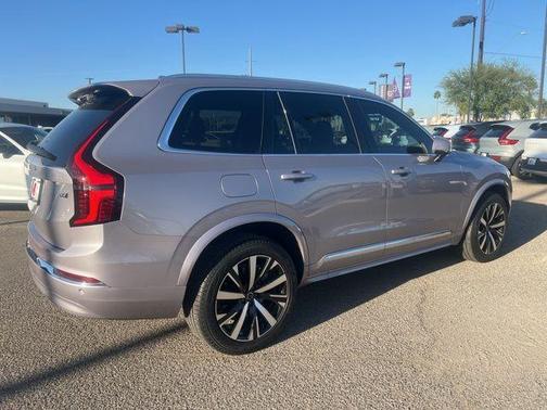2026 Volvo XC90 B6 Core