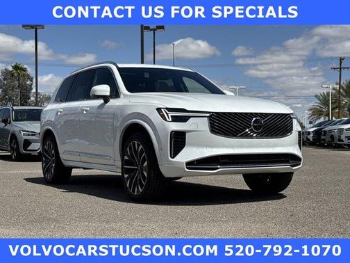 2025 Volvo XC90 B5 Plus 6-Seater