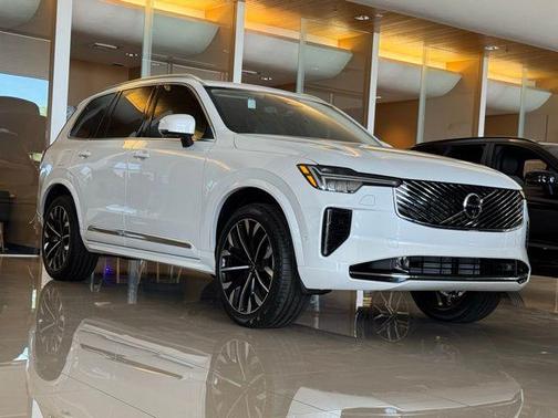 2025 Volvo XC90 Plug-In Hybrid T8 Ultra 7-Seater