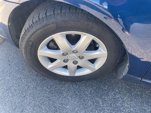 2006 Toyota Avalon XL