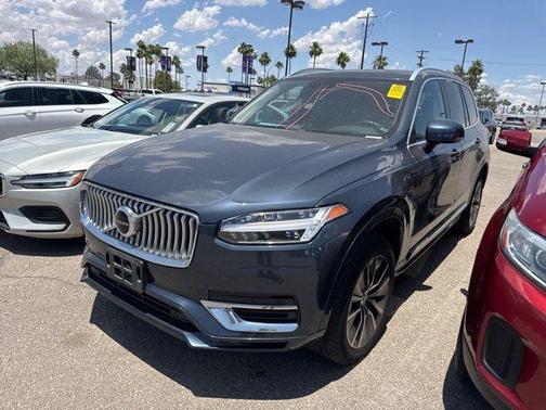 2022 Volvo XC90 Recharge Plug-In Hybrid T8 Inscription Expression 7 Passenger