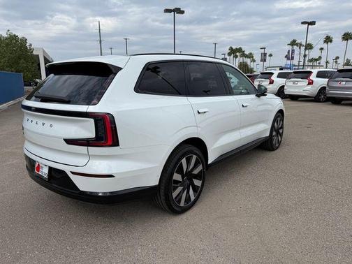 2025 Volvo EX90 Twin Motor Plus