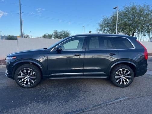 2021 Volvo XC90 Recharge Plug-In Hybrid T8 Inscription 7 Passenger