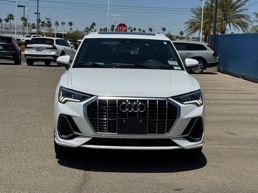 2023 Audi Q3 45 S line Premium