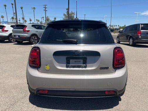 Gray Metallic 2022 MINI SE Hardtop Cooper