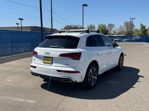 2023 Audi Q5 45 S line quattro Premium