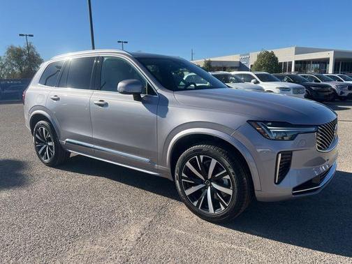 2026 Volvo XC90 B5 Core