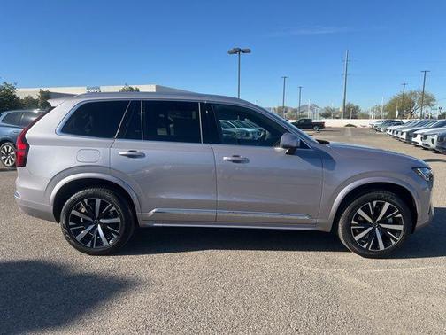 2026 Volvo XC90 B5 Core