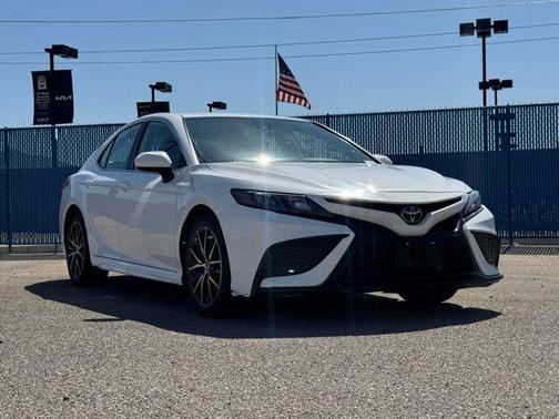 2023 Toyota Camry SE Nightshade
