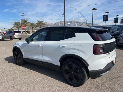 2026 Volvo EX30 TWIN MOTOR ULTRA