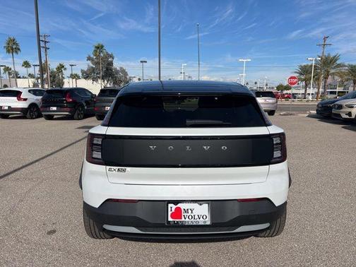 2026 Volvo EX30 TWIN MOTOR ULTRA