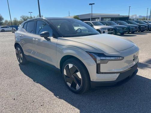 2026 Volvo EX30 Twin Motor Plus