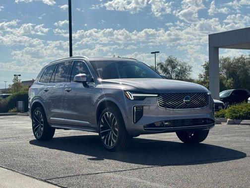 2026 Volvo XC90 B5 Plus 7-Seater