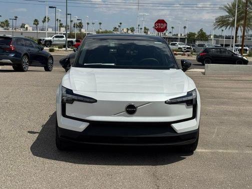 2025 Volvo EX30 Twin Motor Plus