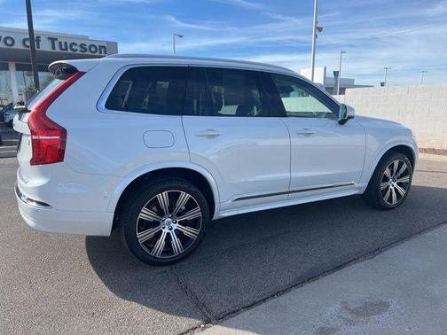 2023 Volvo XC90 Recharge Plug-In Hybrid T8 Plus Bright Theme 7 Passenger