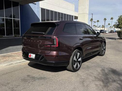2025 Volvo EX90 Twin Motor Plus