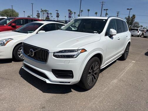 2021 Volvo XC90 T5 Momentum 7 Passenger
