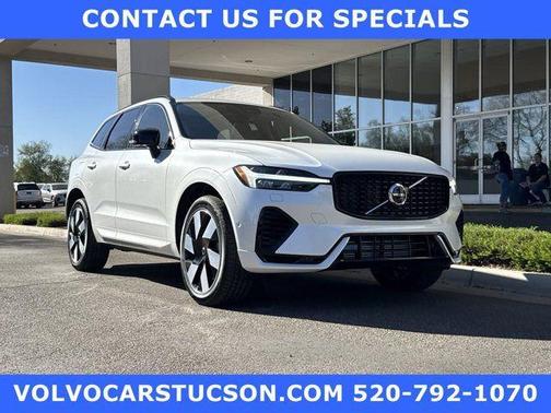 2025 Volvo XC60 Plug-In Hybrid T8 Plus