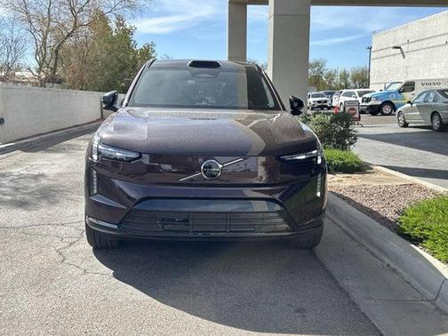 2025 Volvo EX90 Twin Motor Performance Ultra 6-Seater