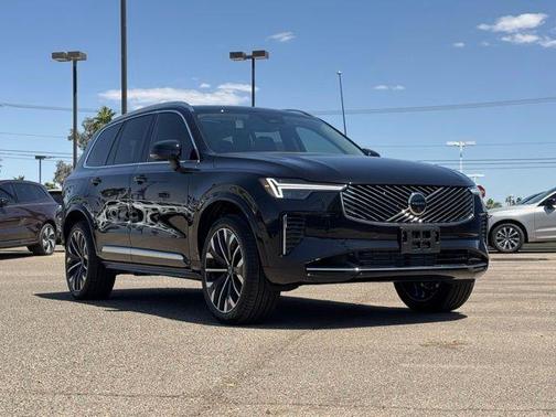 2025 Volvo XC90 Plug-In Hybrid T8 Ultra 6-Seater