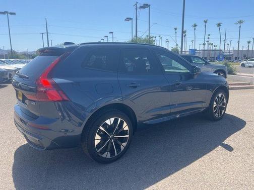 Denim Blue Metallic 2026 Volvo XC60 B5 Plus