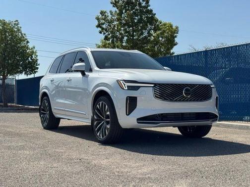 2026 Volvo XC90 Plug-In Hybrid T8 Plus 6-Seater