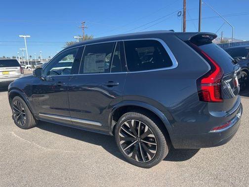 2026 Volvo XC90 B6 Plus 7-Seater